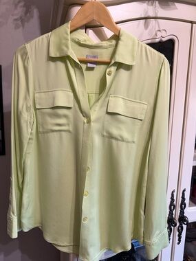 Chico’s Size 0 - Light Lime Silky Button-Up Blouse